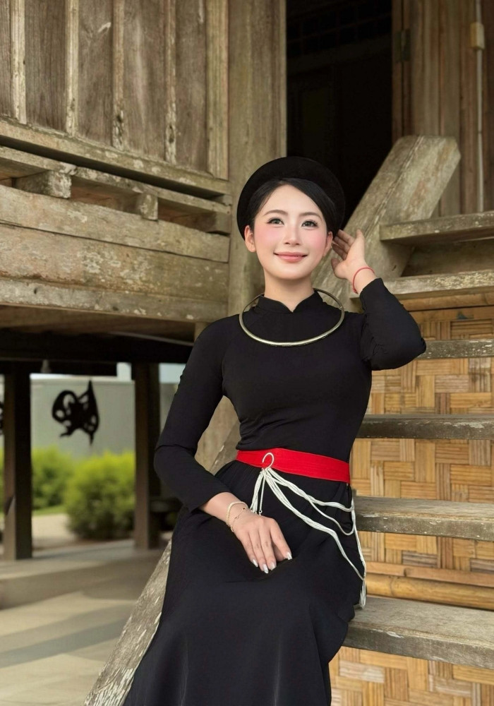 https://static-images.vnncdn.net/vps_images_publish/000001/000003/2026/10/26/batch-thi-sinh-nong-thi-hang-o-the-face-vietnam-21-1781422557-699.jpg