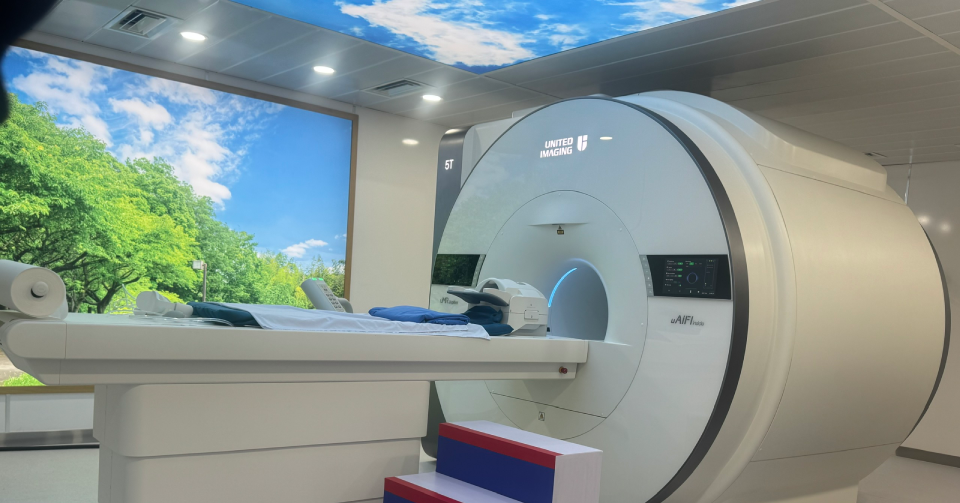 Đại học Y Hà Nội có máy MRI 5T đầu tiên ở Đông Nam Á, tìm ra tổn thương chỉ vài milimet