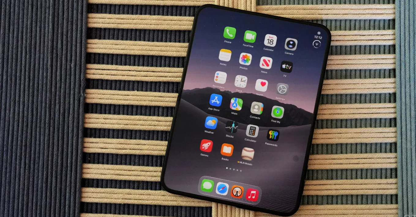 iPhone Duo bị chê phí tiền, Duo 2 khắc phục những điểm yếu nào?