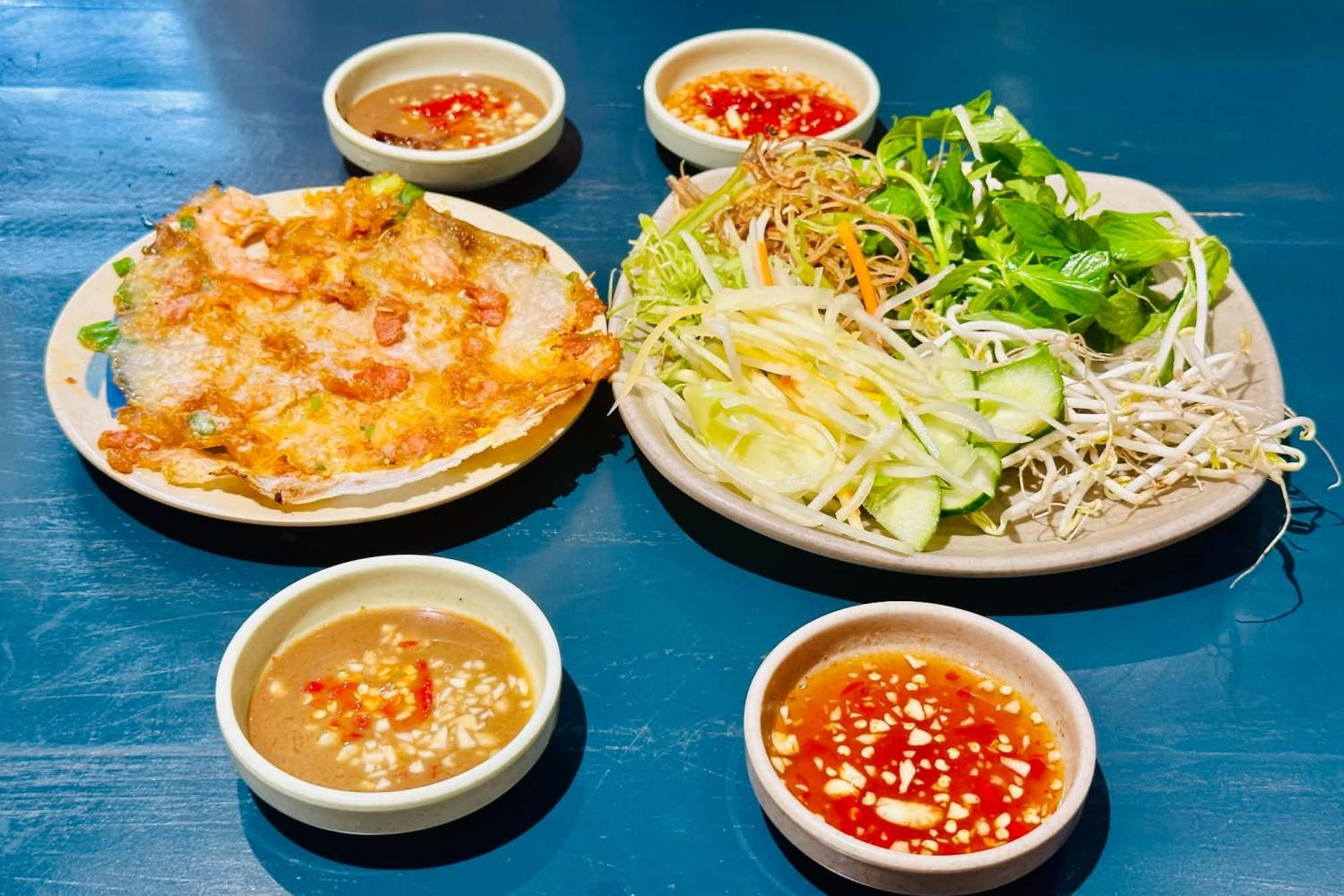 Những người sống thọ khỏe mạnh thường có 5 đặc điểm khi ăn
