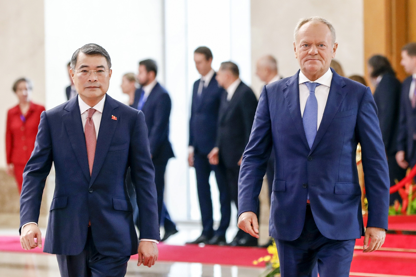Thủ tướng Lê Minh Hưng chủ trì lễ đón Thủ tướng Ba Lan Donald Tusk