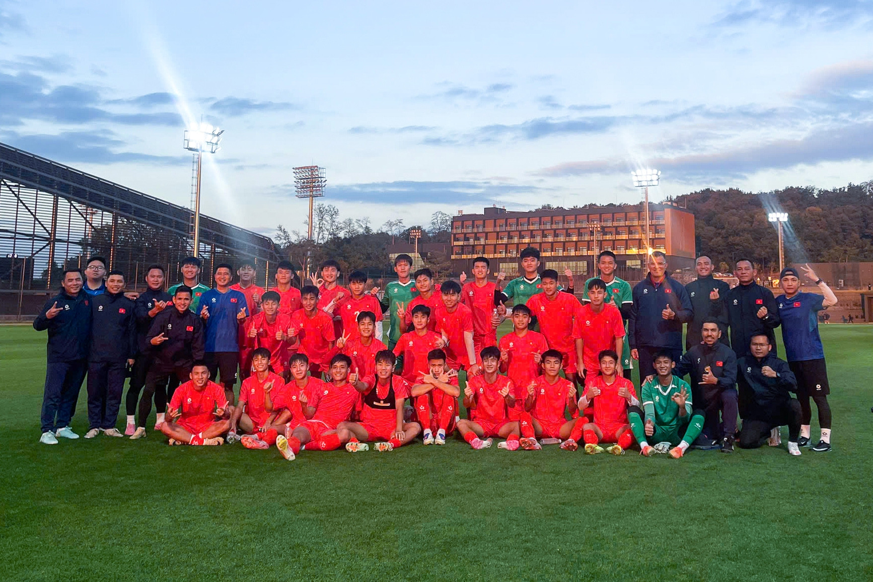 U17 Việt Nam thắng đậm đội Hàn Quốc trước World Cup