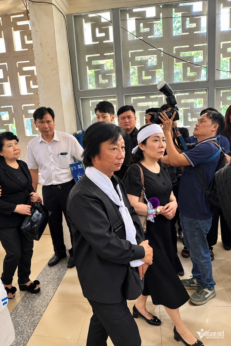 https://static-images.vnncdn.net/vps_images_publish/000001/000003/2026/10/26/w-vinh-son-10-882.jpg