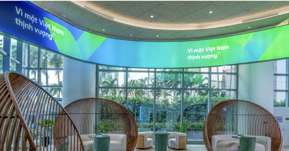 VPBank SME đưa kinh nghiệm vận hành chuỗi cung ứng toàn cầu của P&G đến CEO Việt