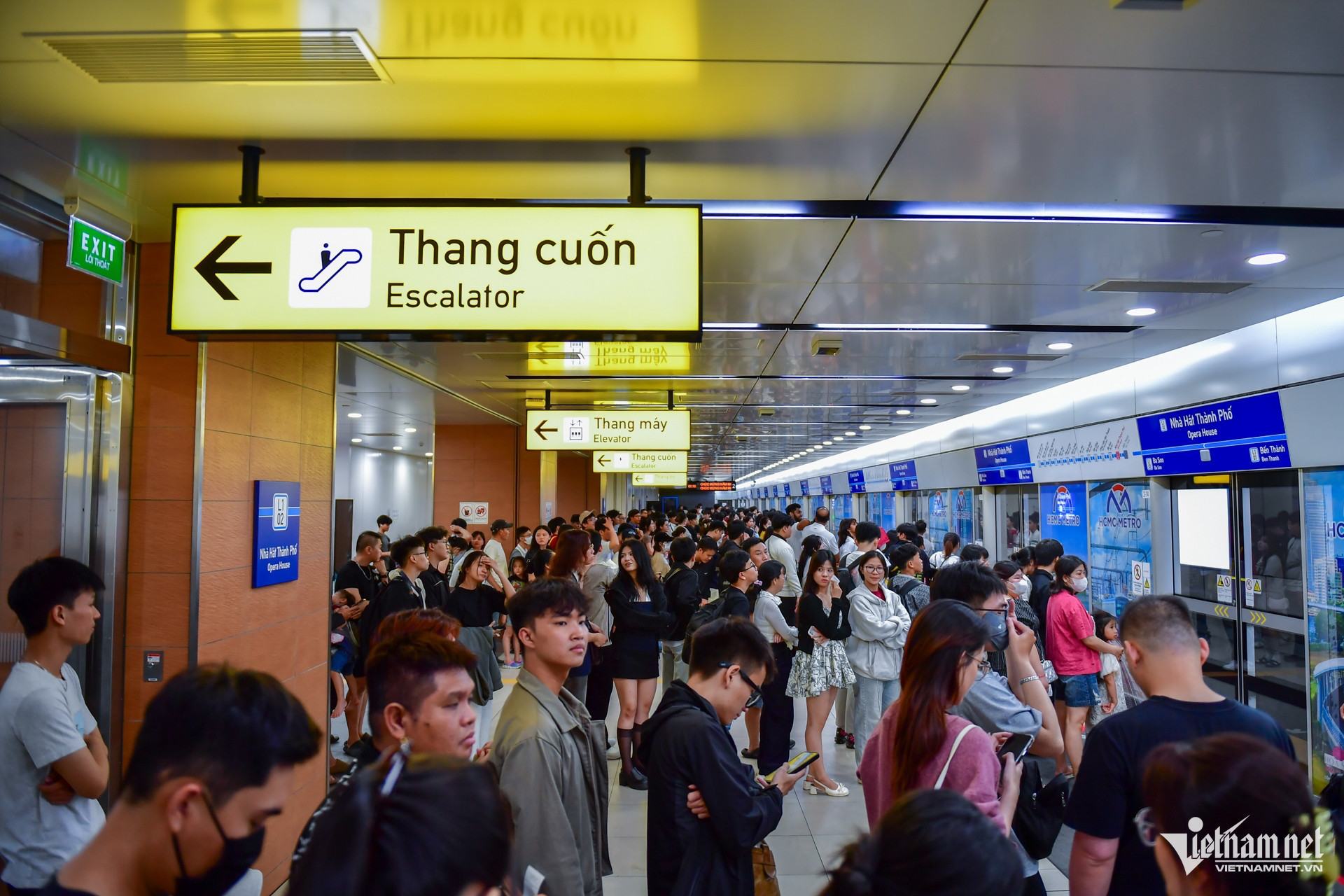 https://static-images.vnncdn.net/vps_images_publish/000001/000003/2026/10/27/w-chuyen-metro-dau-nam-2026-tuan-hung-39-1253-2337-1213.jpg