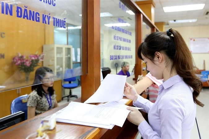 Bản tin sáng 28/10: Sắp hết hạn nộp thuế đất, dân chung cư vội vã kê khai