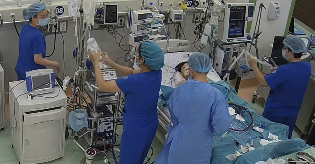 12 ngày chạy ECMO cứu bệnh nhi nguy kịch do cúm A
