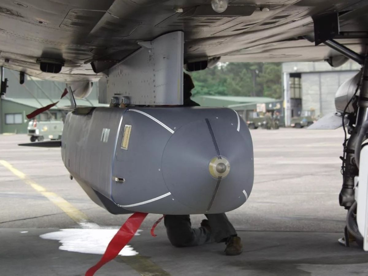 Tên lửa Storm Shadow 3.jpg