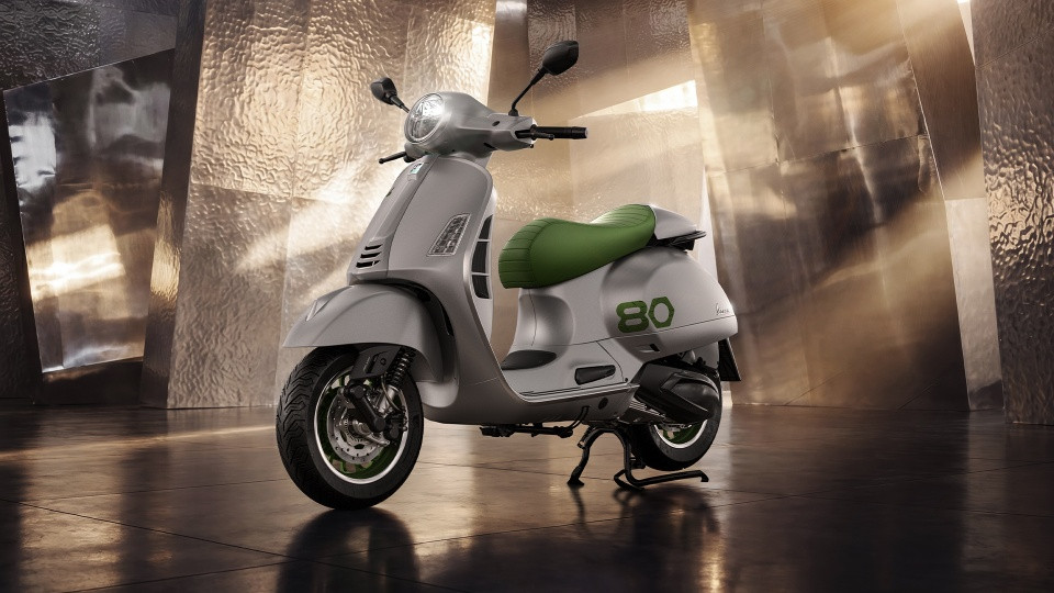 Vespa_Edizione_Ottantesimo.jpg