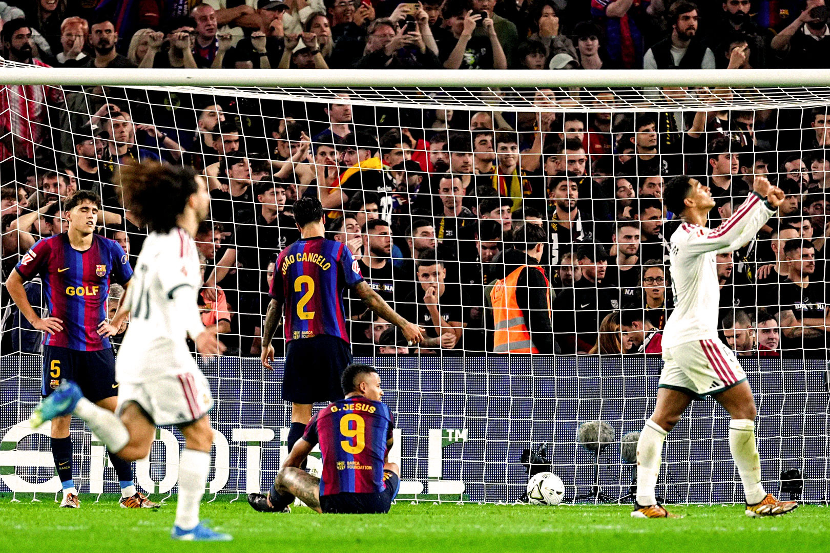 Bellingham Barca Real Madrid.jpg