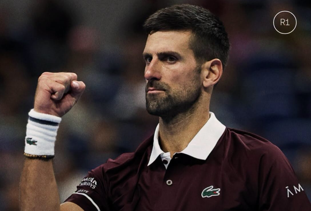 Djokovic thắng trận đầu tại Basel sau 15 năm, tiến gần vé dự ATP Finals