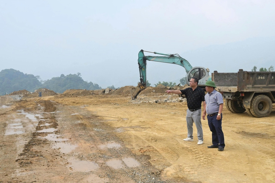 Lào Cai vượt 'bão giá', Lạng Sơn linh hoạt gỡ khó xây trường nội trú liên cấp