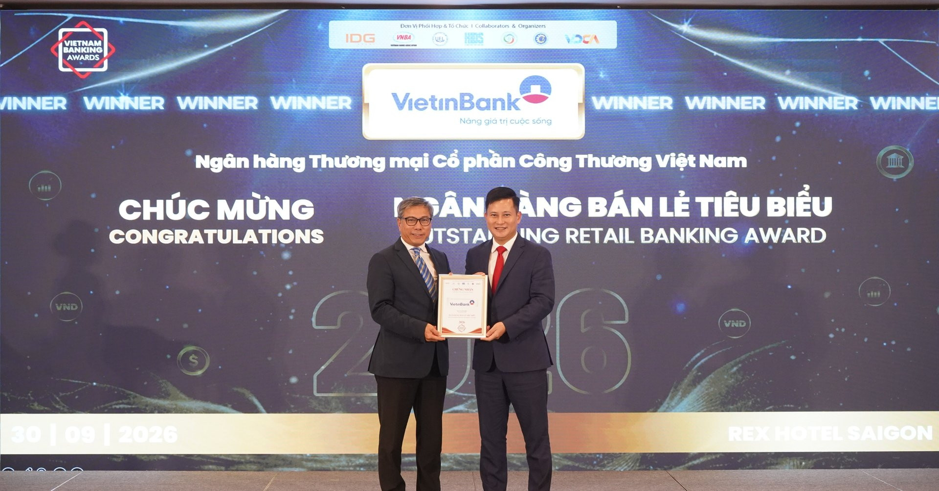 VietinBank 3 năm liên tiếp vững danh hiệu ‘Ngân hàng bán lẻ tiêu biểu’