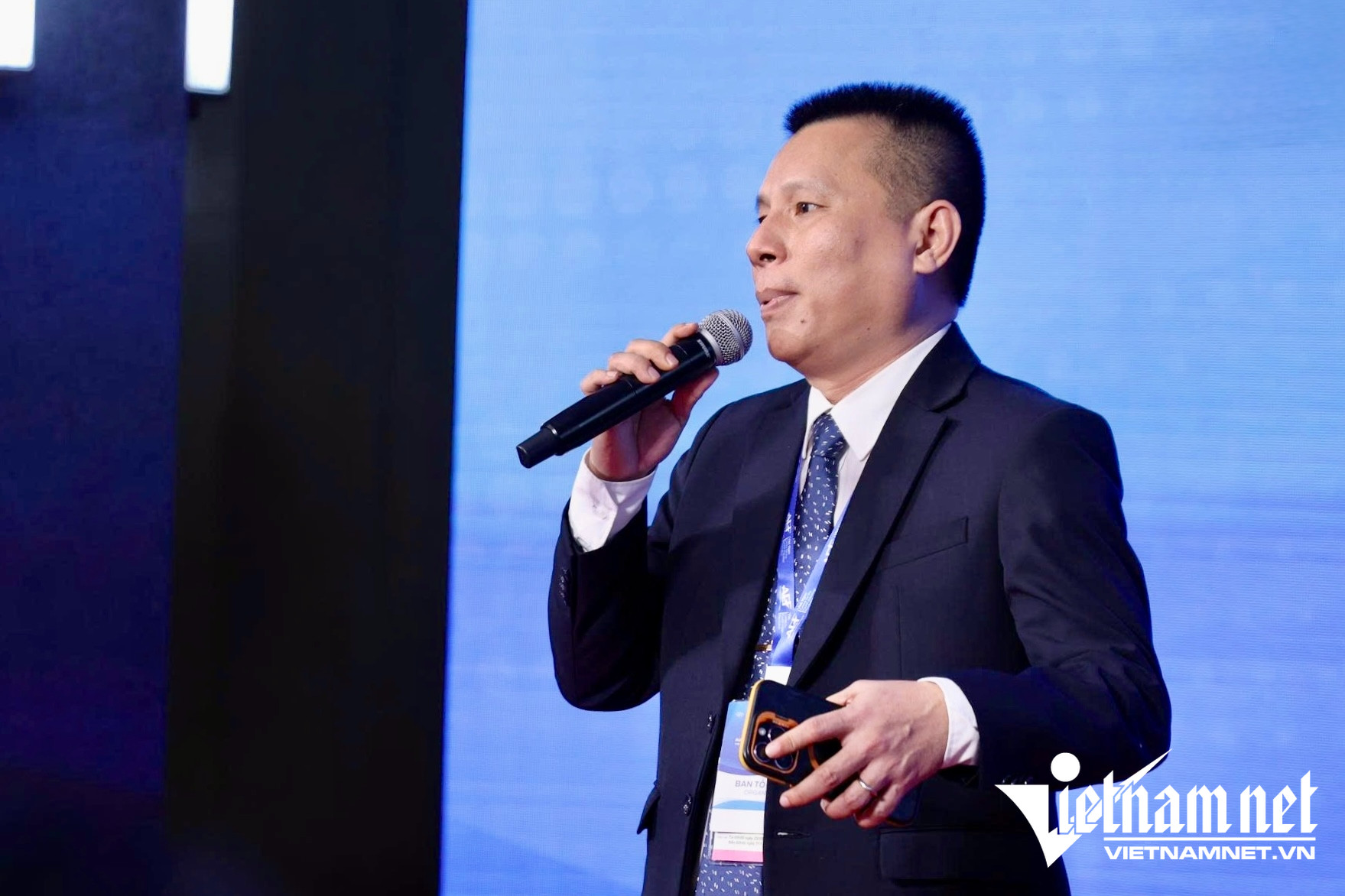 W-Diễn đàn kinh tế mùa thu.jpg