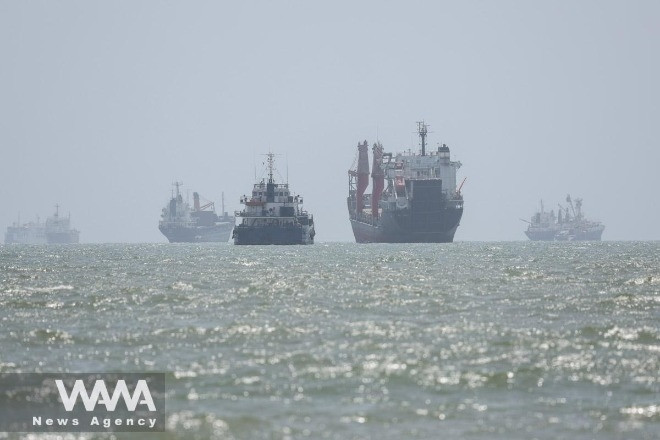 Iran xem xét cấm tàu Israel và các nước thù địch đi qua eo biển Hormuz