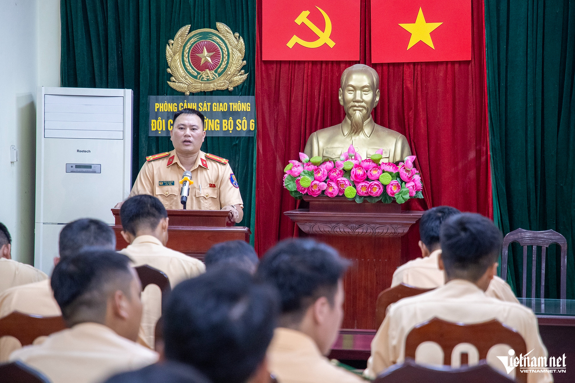 W-chong dua xe HIEU2247 sao chép.jpg