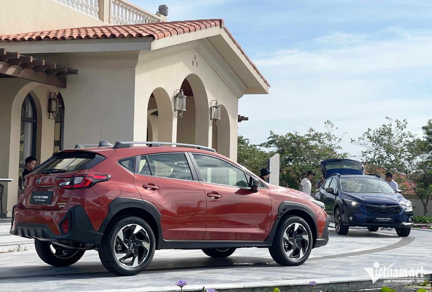 W-kinh lai Subaru Crosstrek.jpg