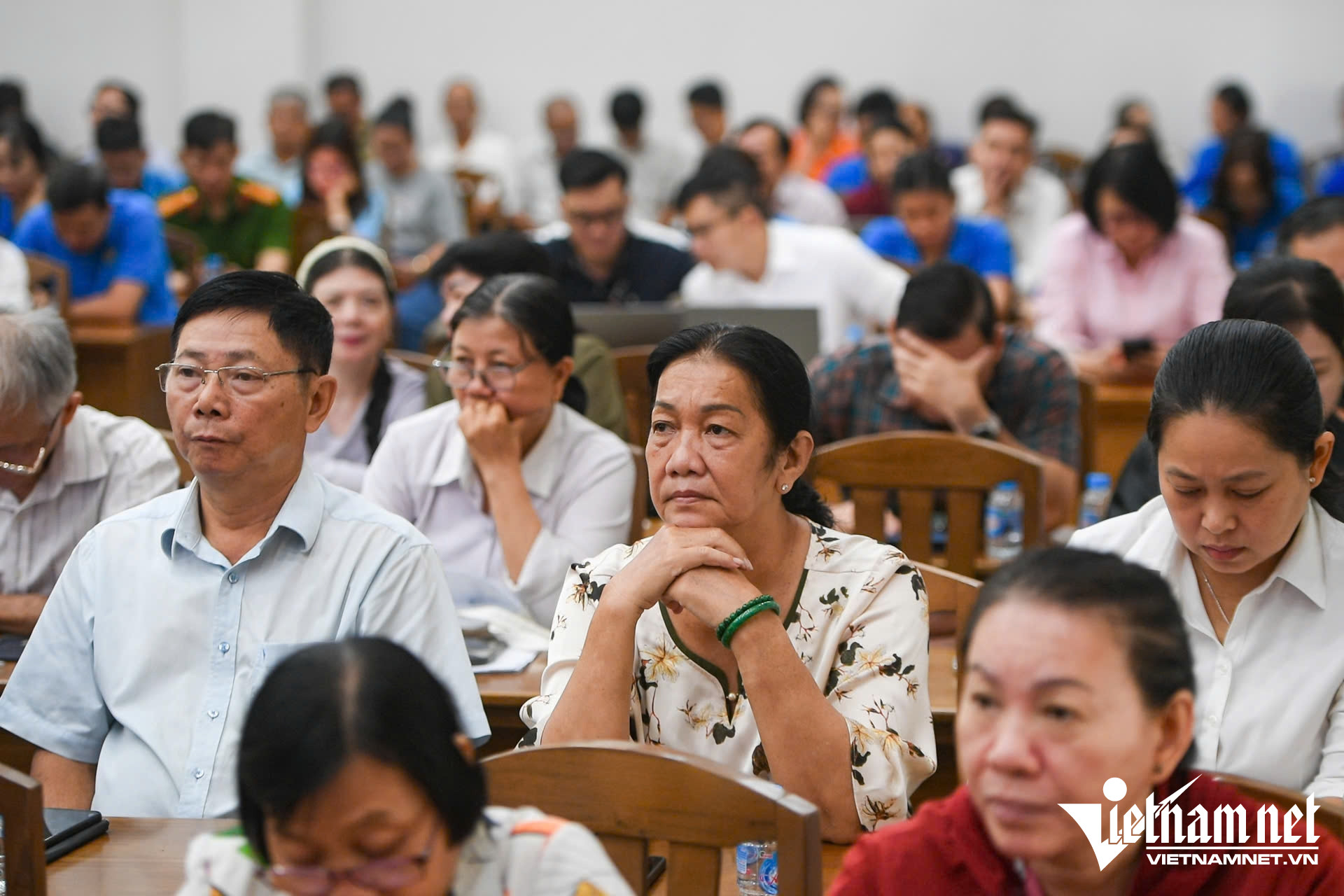 W-Tiếp xúc cử tri TPHCM.jpg