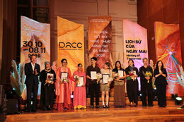 Báo VietnamNet