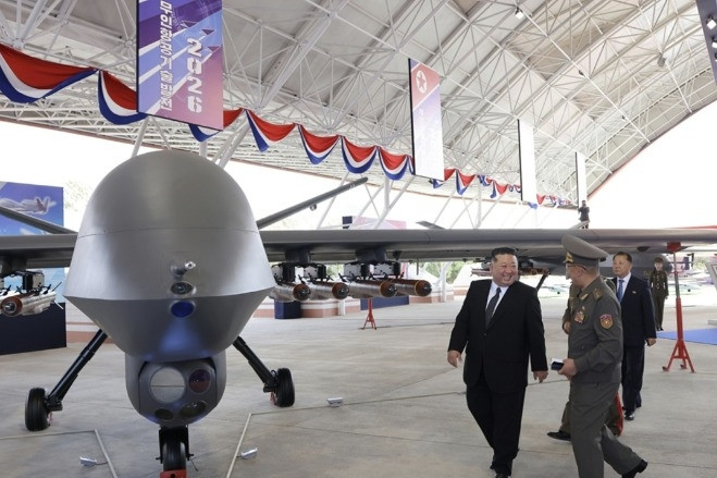Ông Kim Jong Un chỉ đạo Triều Tiên thúc đẩy tích hợp AI vào vũ khí