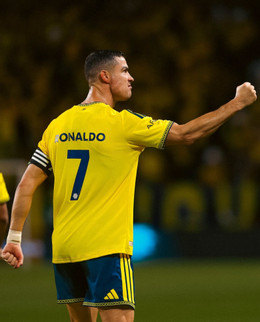 https://static-images.vnncdn.net/vps_images_publish/000001/000003/2026/10/30/ronaldo-lap-hat-trick-thu-67-al-nassr-thang-tran-kich-tinh-201.jpeg