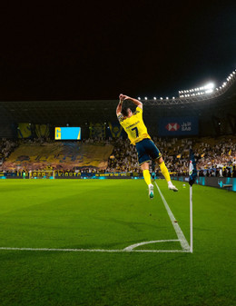 https://static-images.vnncdn.net/vps_images_publish/000001/000003/2026/10/30/ronaldo-lap-hat-trick-thu-67-al-nassr-thang-tran-kich-tinh-205.jpeg