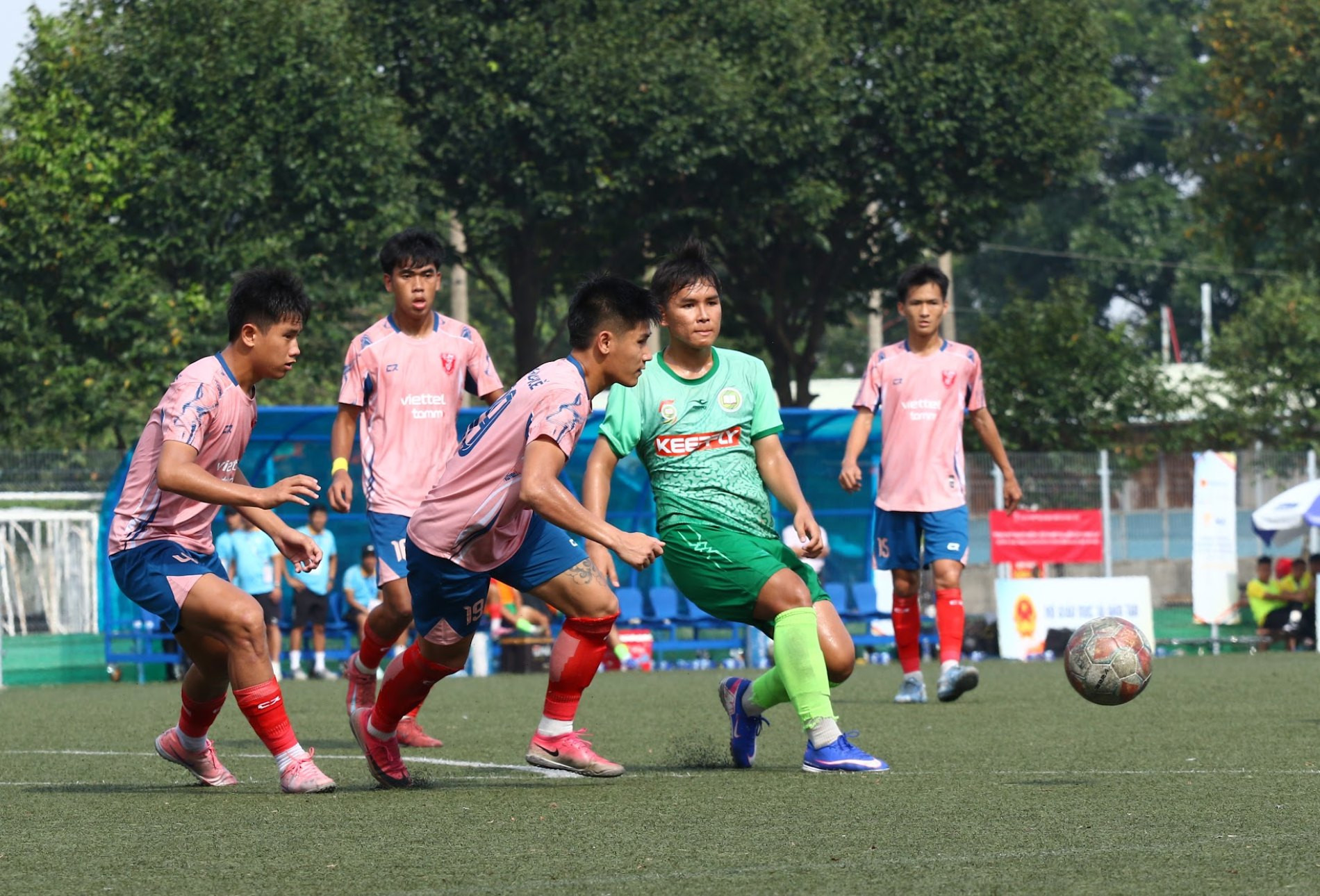 sinhvien3.jpg