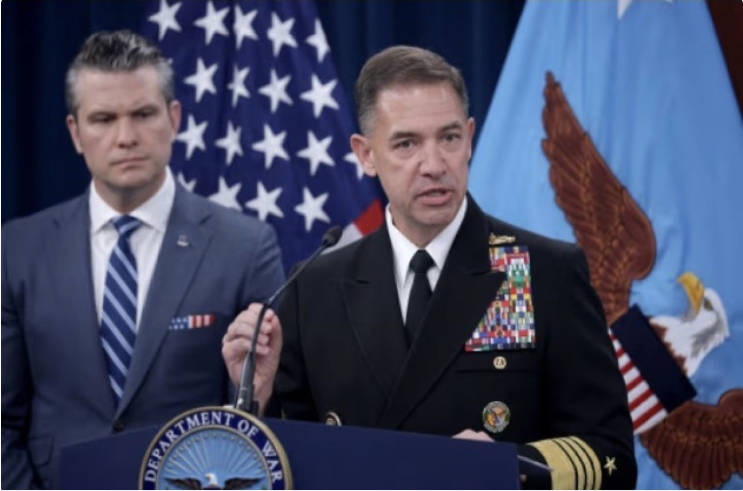 Tư lệnh CENTCOM và Bộ trưởng Chiến tranh Mỹ. Ảnh: APA