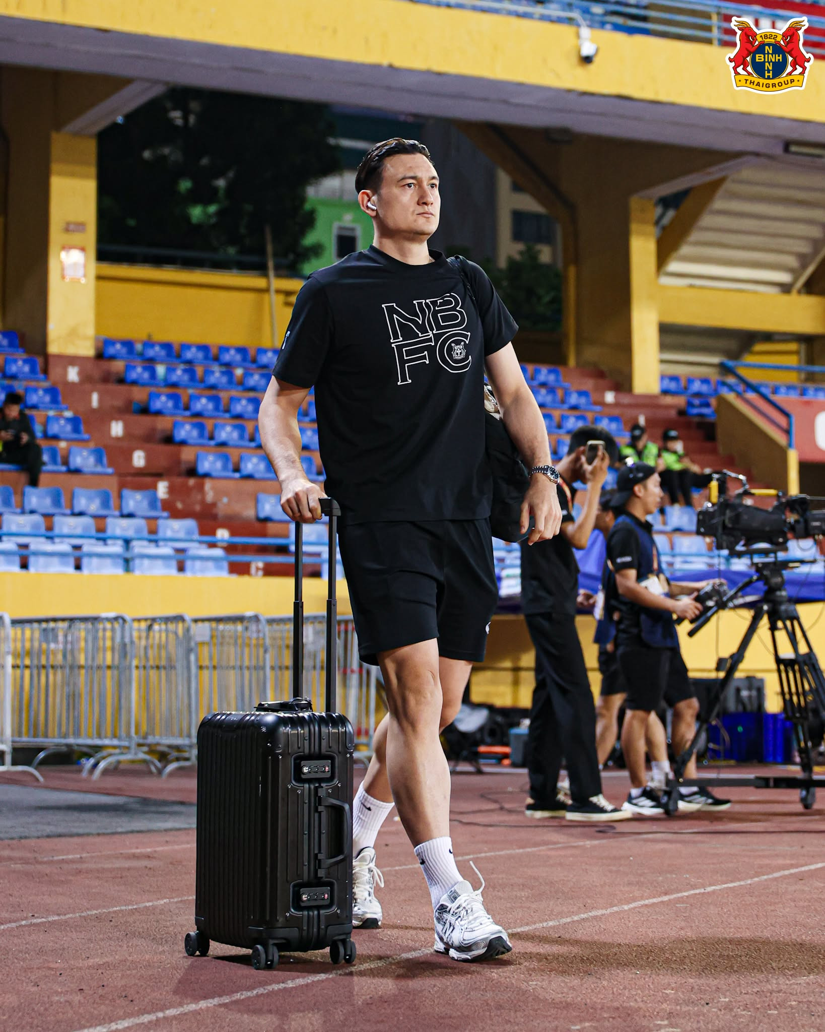 van lam.jpg