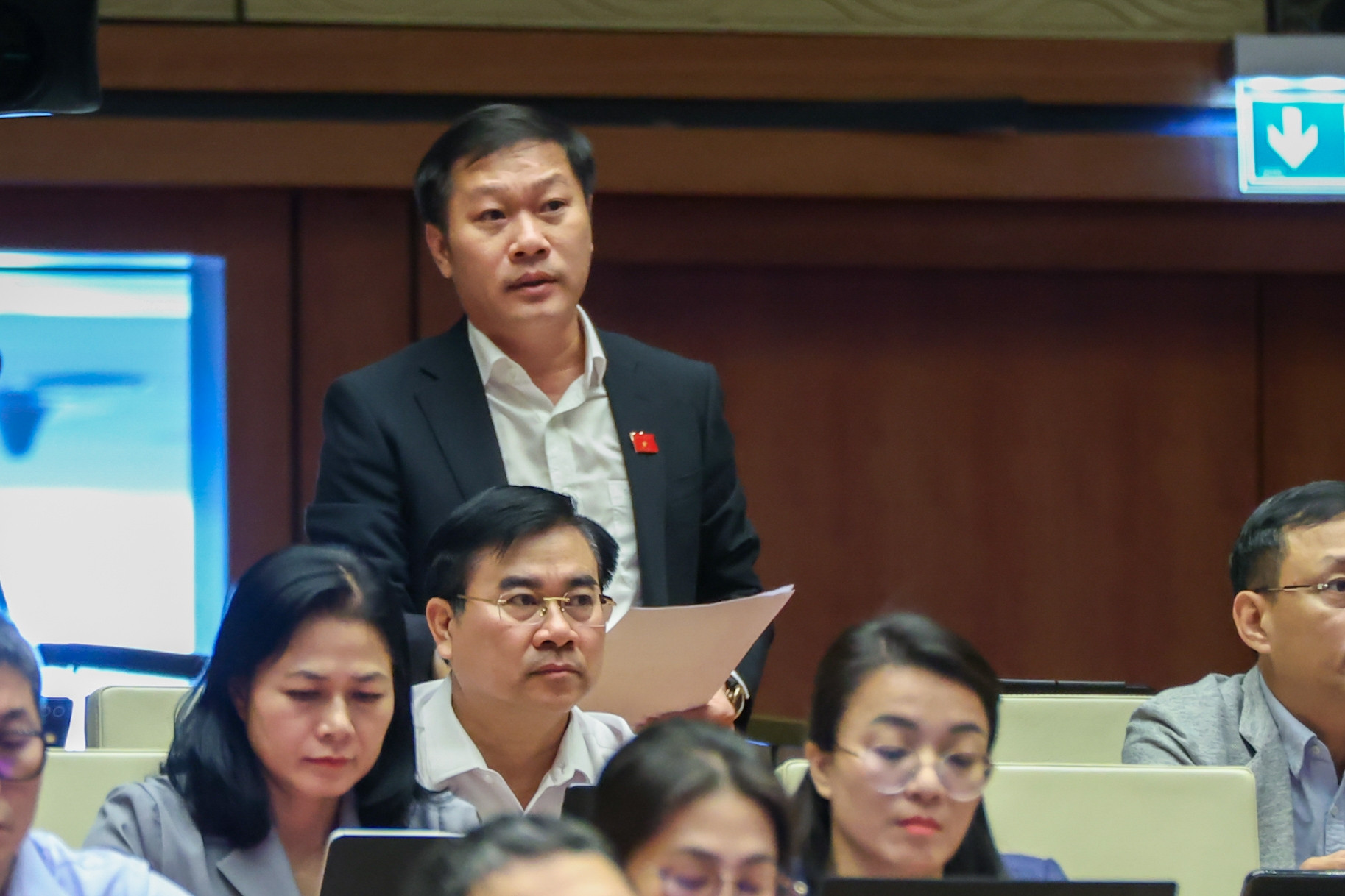ĐBQH nêu việc tréo ngoe, đường không thể thông xe do nhà đầu tư BOT sợ giảm doanh thu