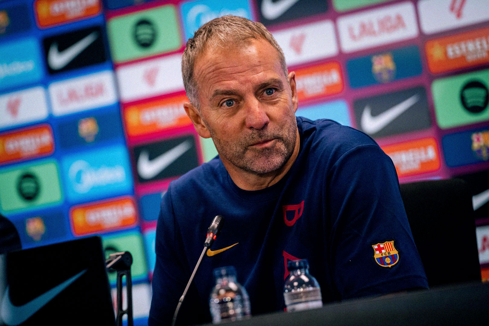 Hansi Flick Barca.jpg