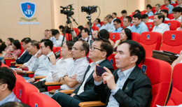 đại học Nguyen Tat Thanh.jpg