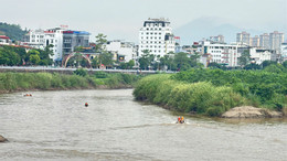 mat tich 2.jpg