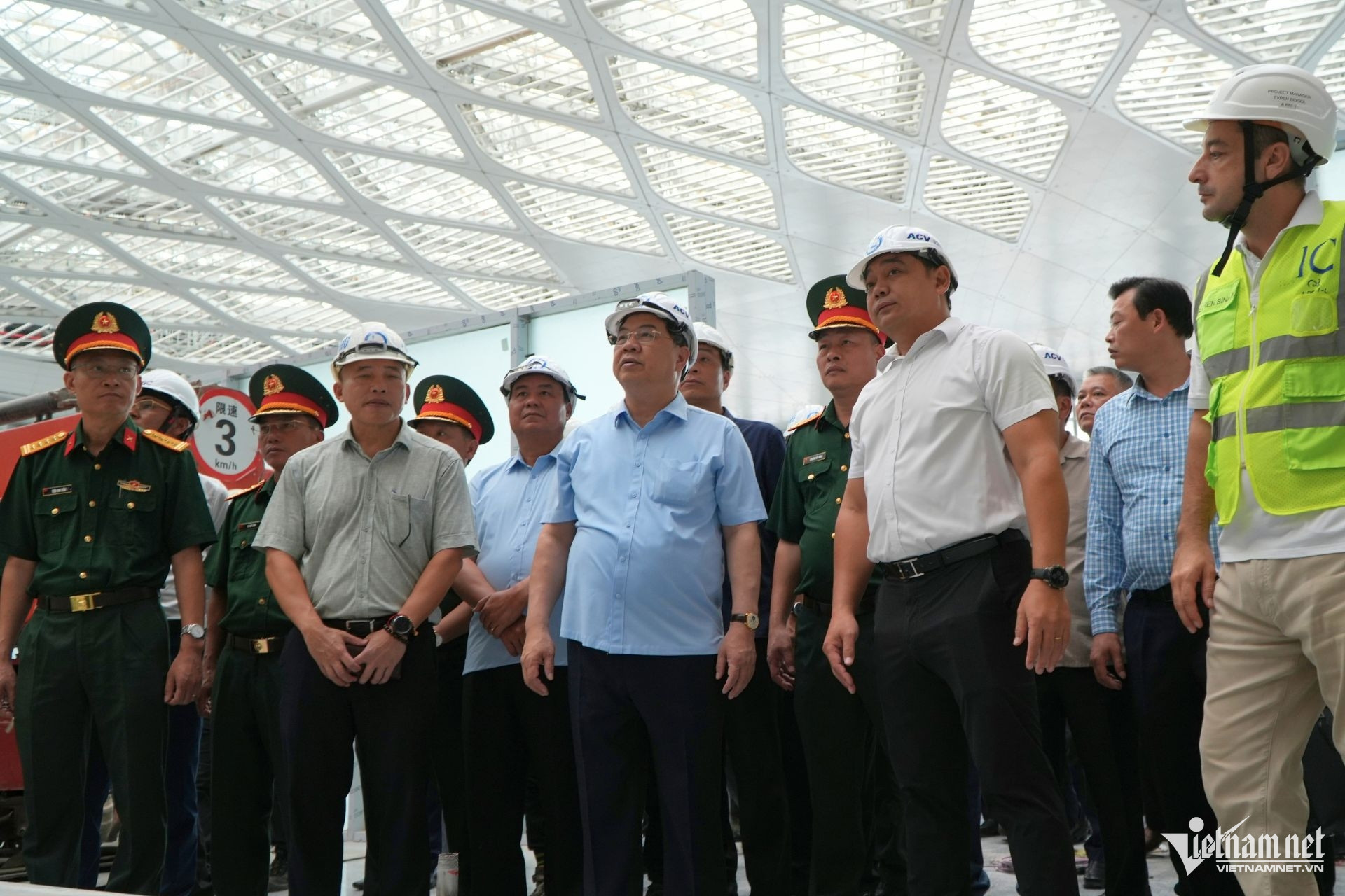 W-PTT pham gia tuc 4.jpg