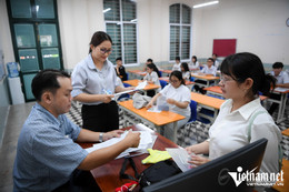 W-thi THPT TPHCM Tuấn Hùng 3.jpg