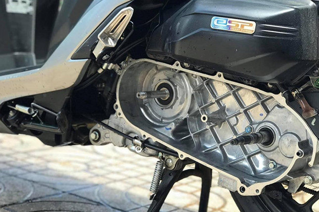 Bao lâu nên vệ sinh nồi xe tay ga, dấu hiệu nào cho thấy bộ nồi có vấn đề?