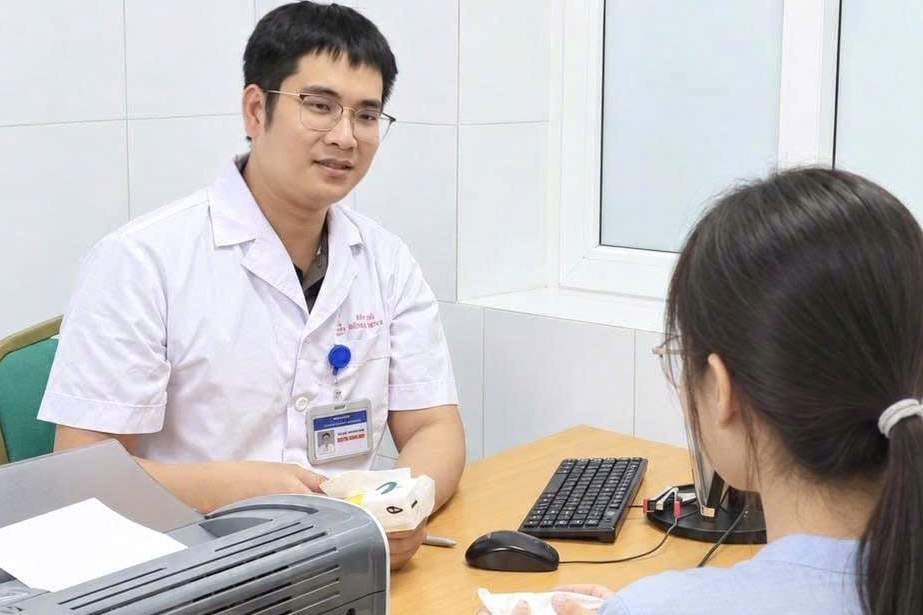 Con gái 20 tuổi xin khám tâm thần, mẹ lại nói tính cách ‘nhạy cảm, yếu đuối’