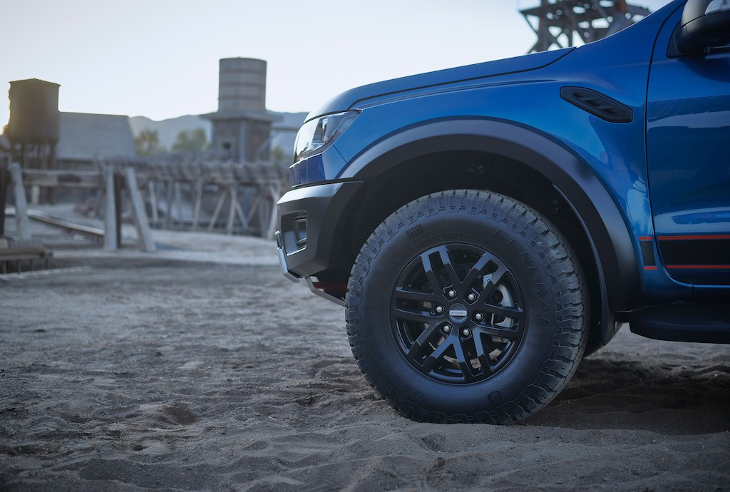 ford_ranger_raptor.jpeg