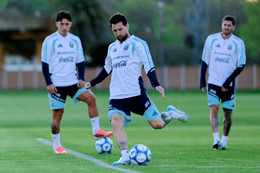 Messi Argentina.jpg