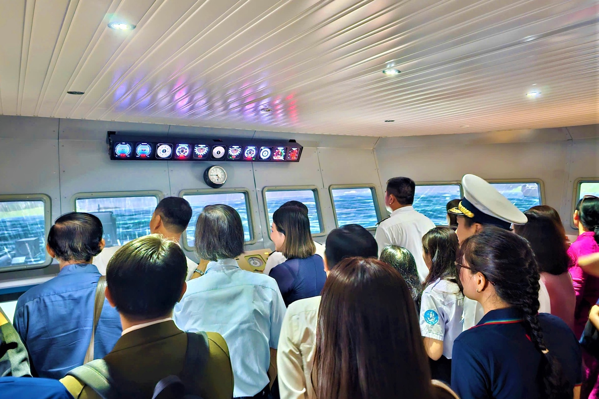 Tàu buồm Lê Quý Đôn thực hiện 8 chuyến công tác đến 7 nước ASEAN
