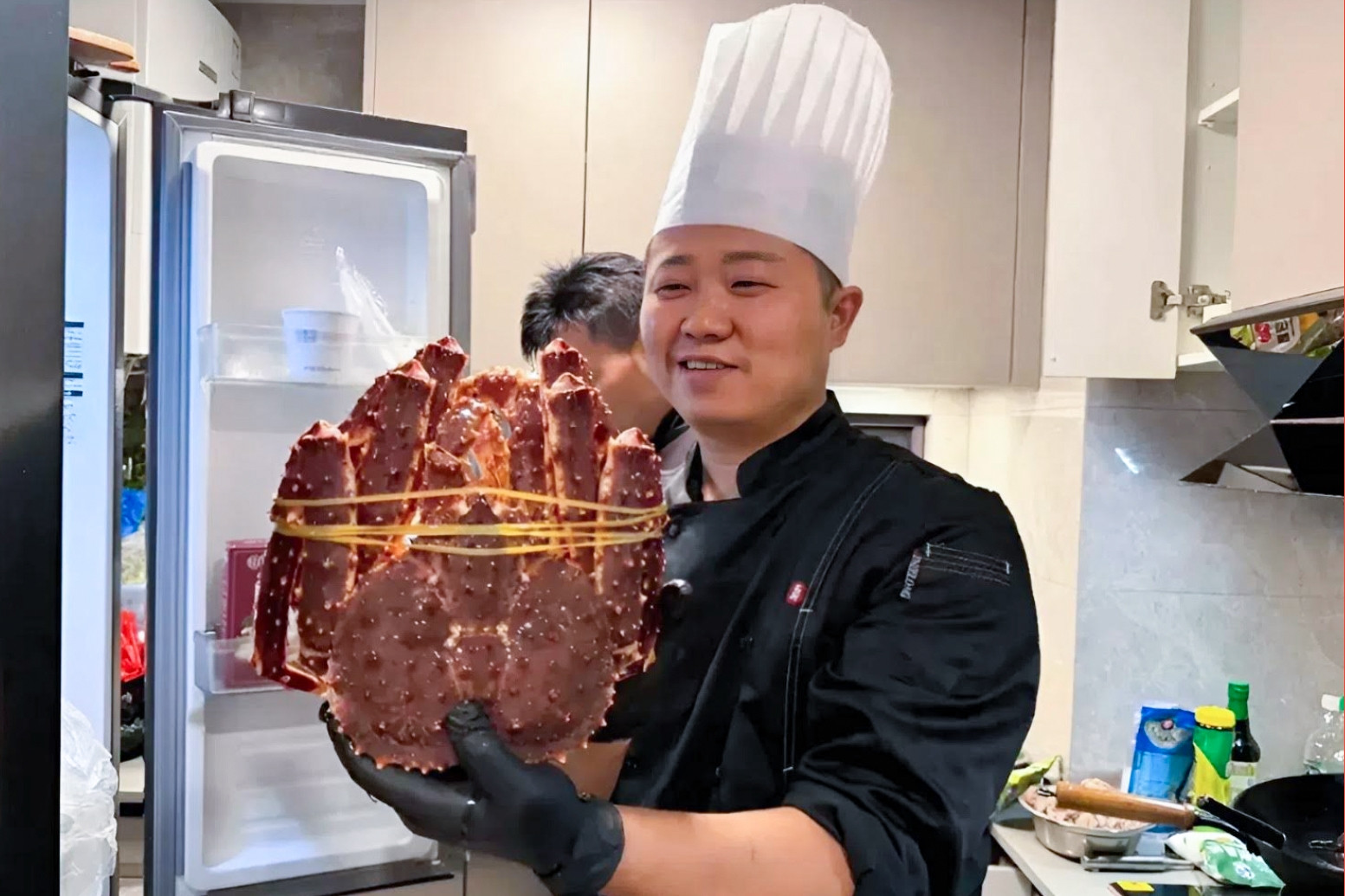 Bỏ việc ở khách sạn đi nấu ăn tại nhà, đầu bếp kiếm hơn 200 triệu đồng/tháng
