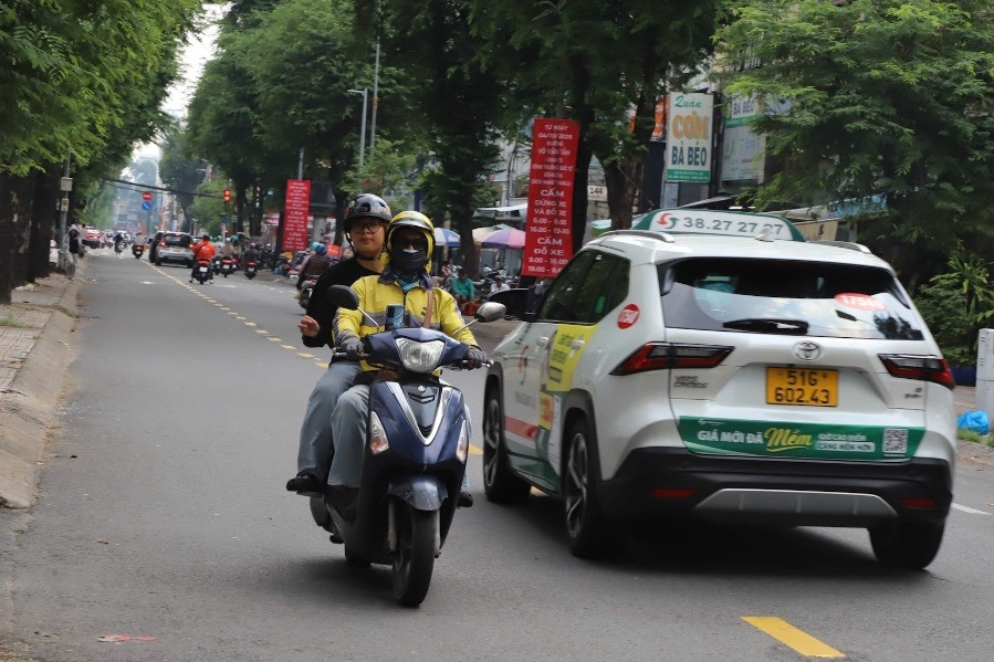 TPHCM: Đường Võ Văn Tần bất ngờ mở hai chiều cho xe máy, 'chia lửa' hai tuyến lớn