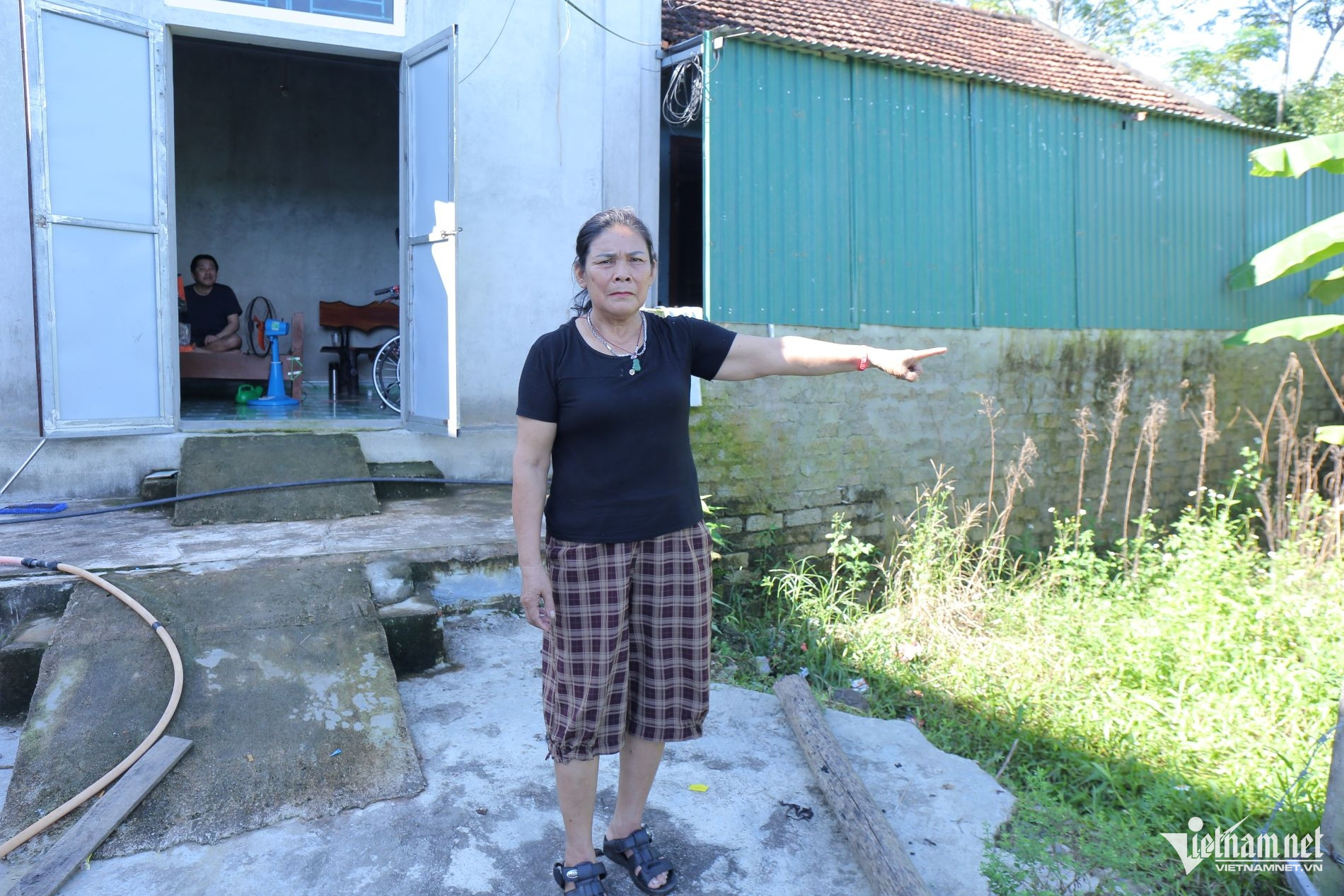 W-Bán đất.jpg