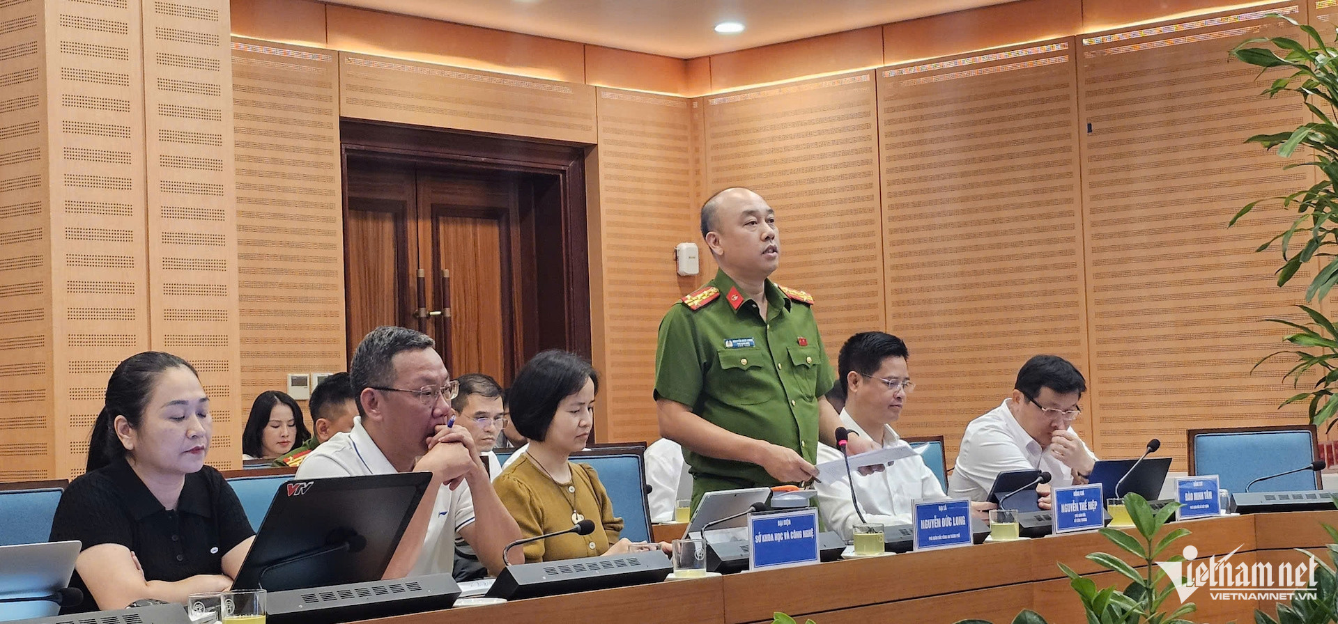 W-Công an Hà Nội.jpg