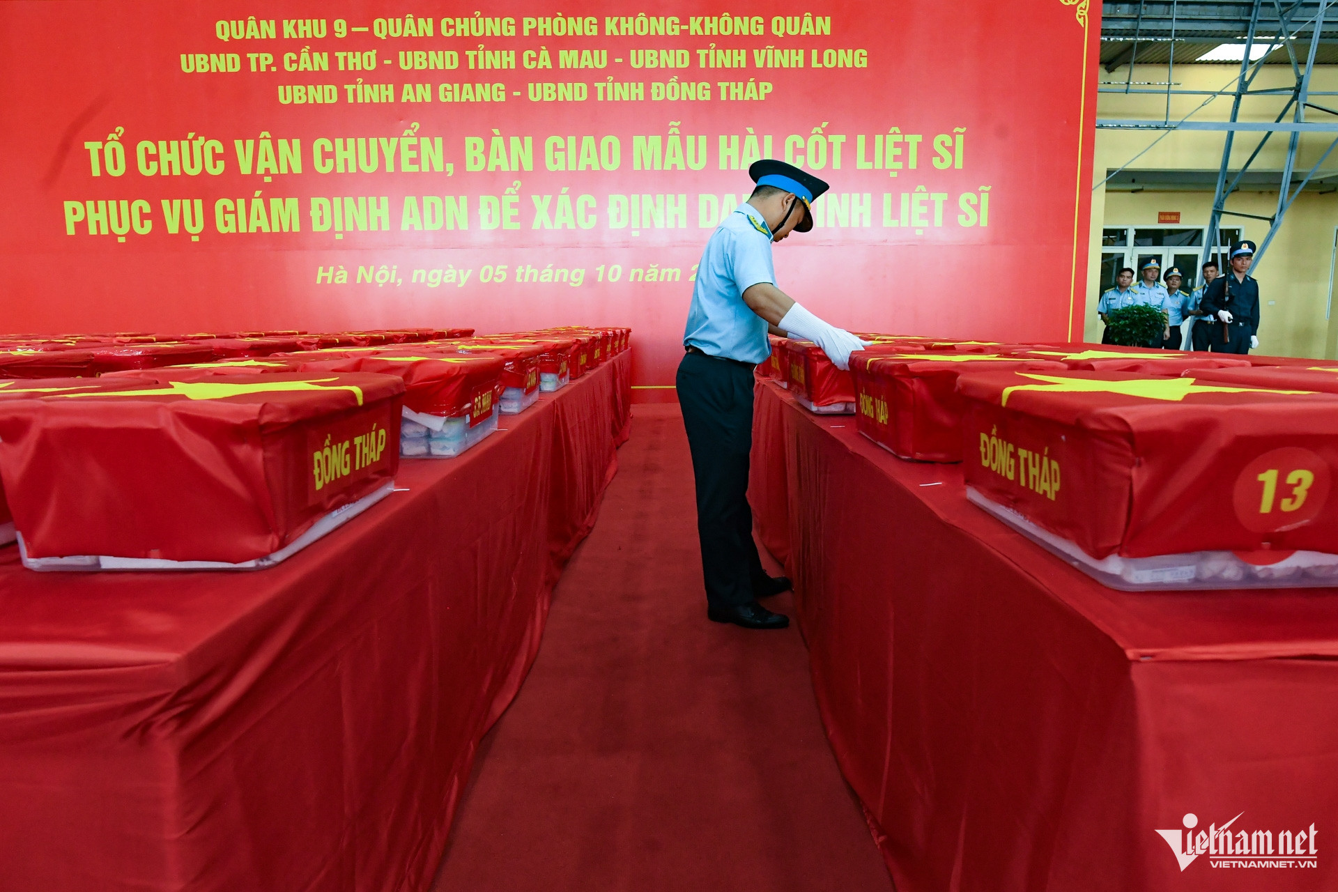 W-hai cot liet si (14).jpg