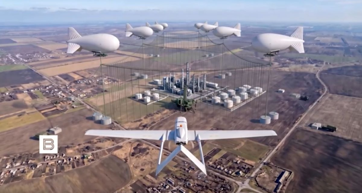 Nga tung khinh khí cầu tự động hóa giăng bẫy UAV Ukraine, bảo vệ nhà máy lọc dầu