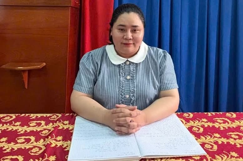 Nữ thạc sĩ 9X không nhận 180 triệu đồng theo Nghị định 154 để làm bí thư chi bộ