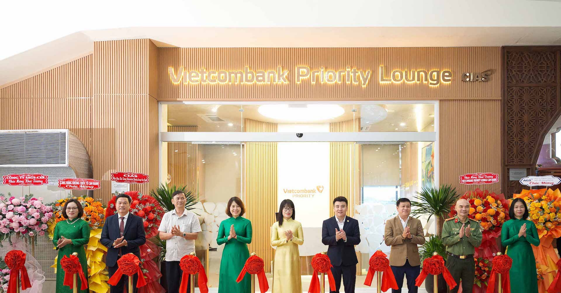 Vietcombank khai trương phòng chờ Priority Lounge tại Cam Ranh