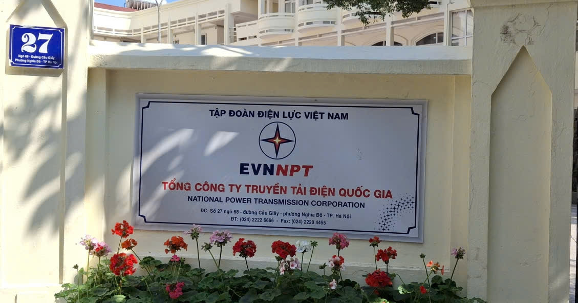 Bộ Công Thương: Sớm tách Tổng công ty Truyền tải điện quốc gia khỏi EVN