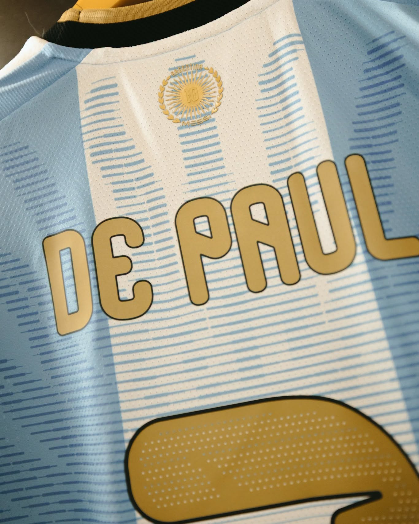 https://vms-files.vietnamnet.vn/vps_images_publish/000001/000003/2026/10/7/messi-argentina-5-118.jpeg